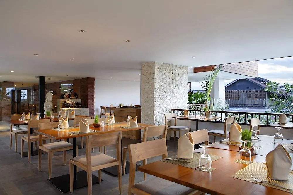 D'Primahotel Petitenget Seminyak 2 Индонезия
