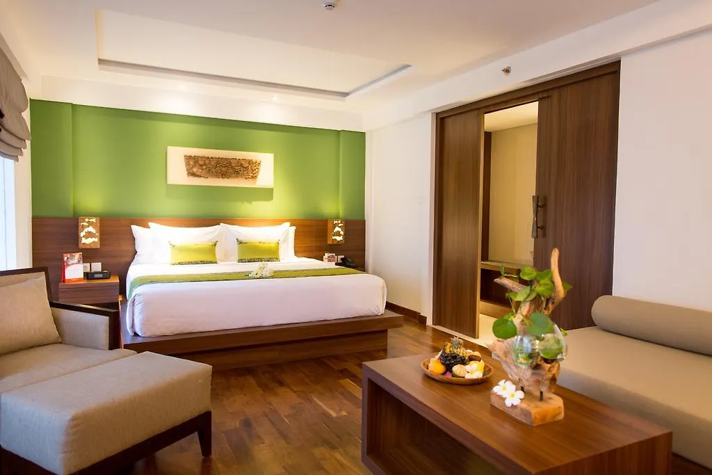 D'Primahotel Petitenget Seminyak 2 Семиньяк