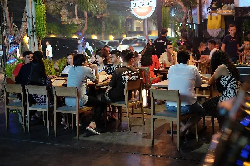 Отель D'Primahotel Petitenget Seminyak 2